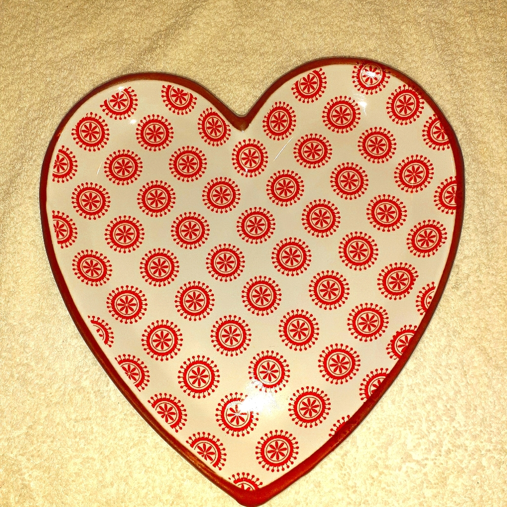 Heart Plate Red Cherry Dot